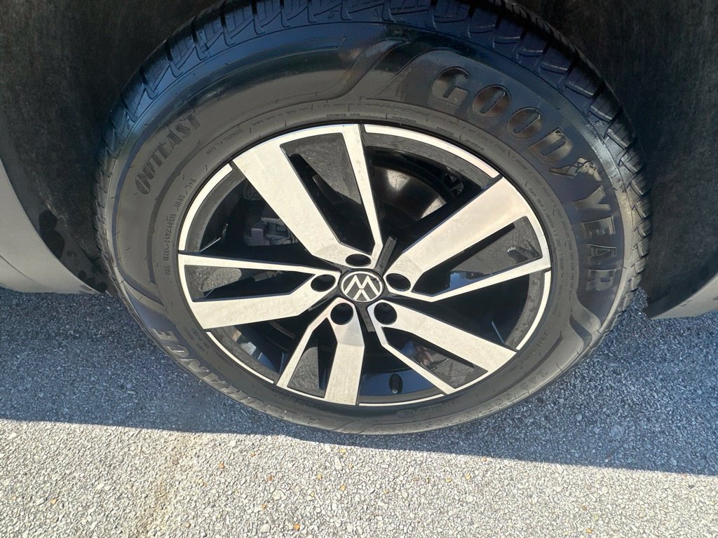 Used 2023 Volkswagen Atlas SE FWD image 11