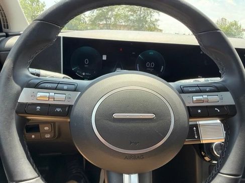 Used 2025 Hyundai Tucson SEL AWD/4WD image 9