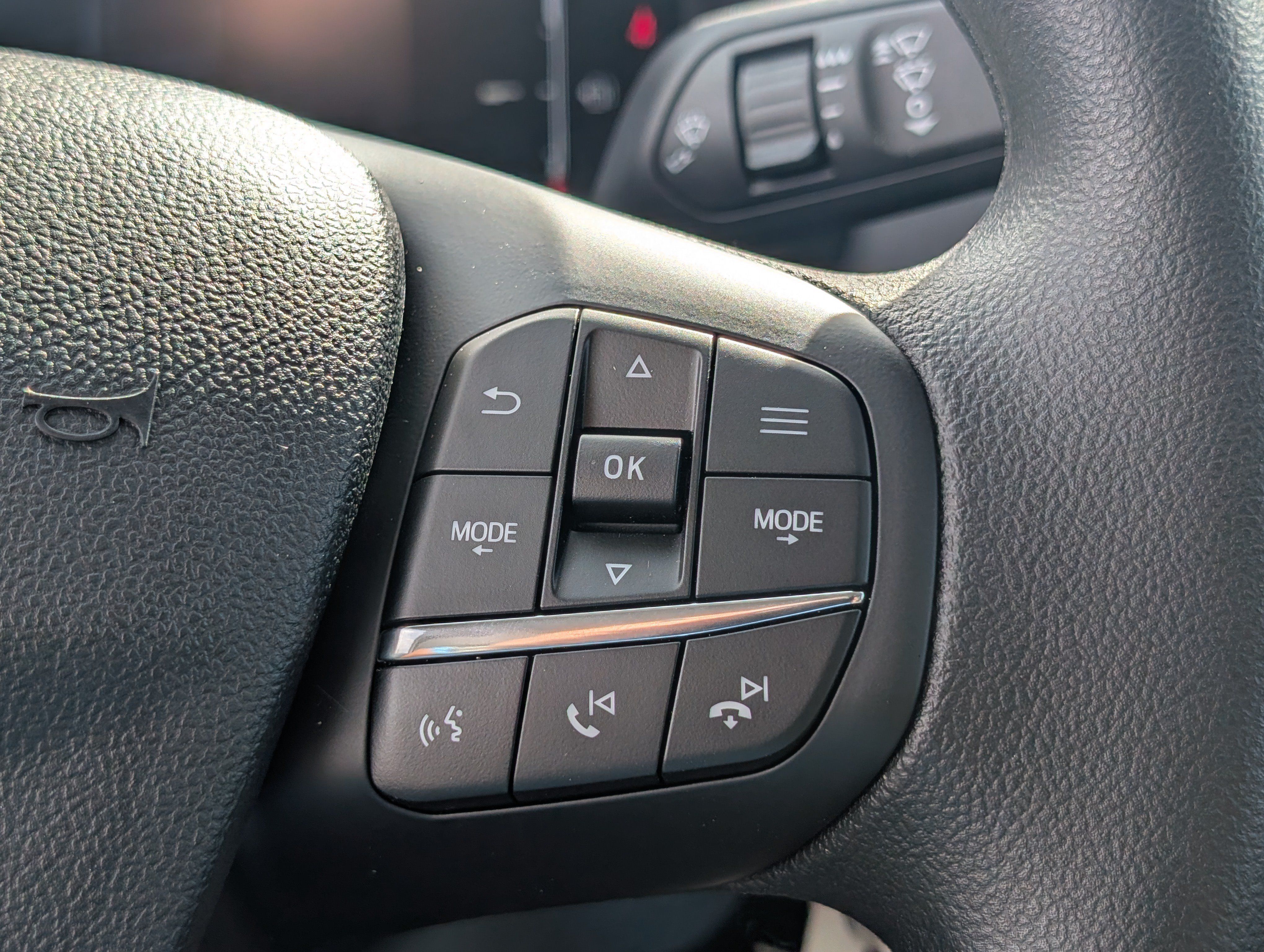New 2026 Ford Maverick XL AWD/4WD image 16