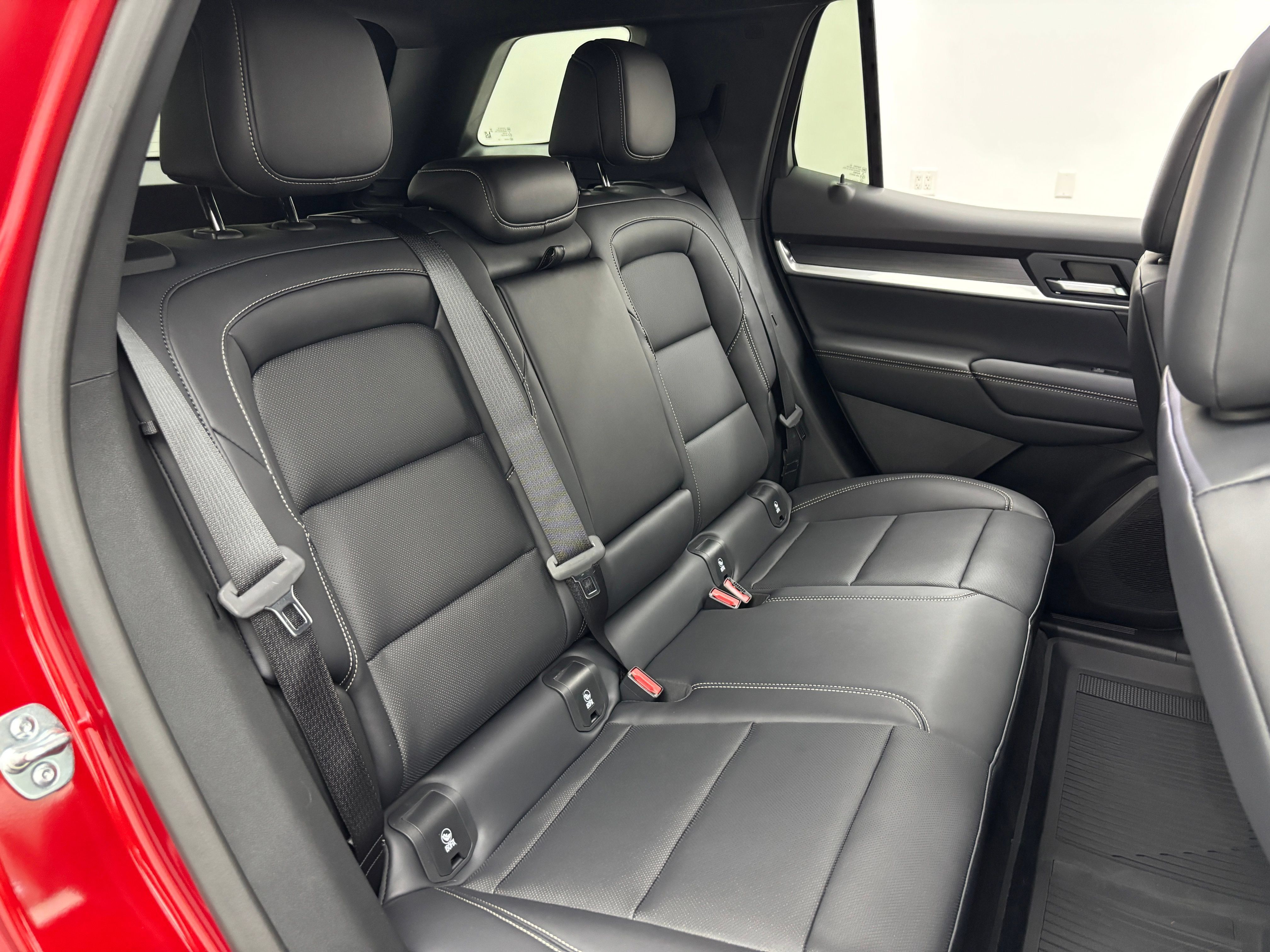 New 2027 GMC Terrain Elevation w/ Elevation Premium Package FWD image 37