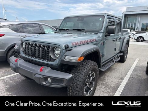 Used 2024 Jeep Gladiator Rubicon w/ Safety Group AWD/4WD image 1