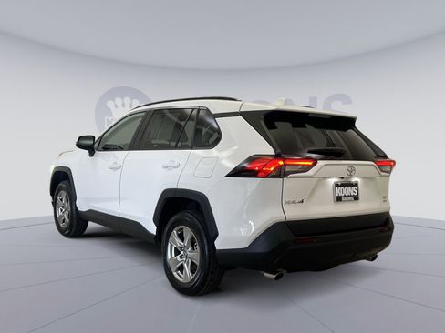 Used 2025 Toyota RAV4 XLE image 4