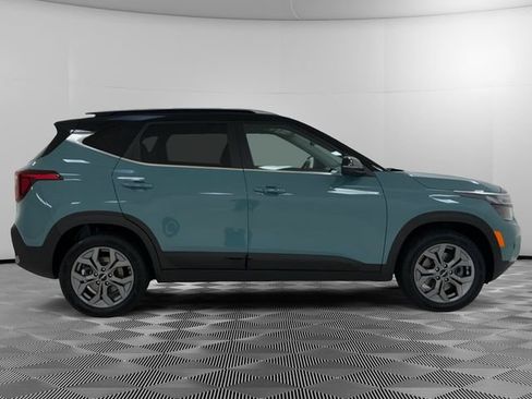 Used 2024 Kia Seltos S AWD/4WD image 6