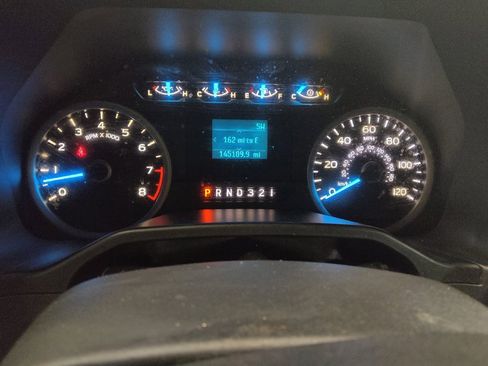 Used 2016 Ford F150 XLT image 23