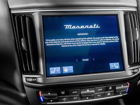 Used 2022 Maserati Levante GT image 46