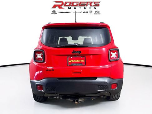 Used 2019 Jeep Renegade Altitude w/ Quick Order Package 2XM AWD/4WD image 7