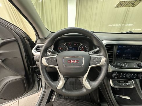 Used 2023 GMC Acadia SLE w/ Driver Convenience Package FWD image 25