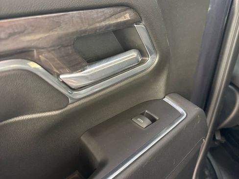 Used 2024 Chevrolet Silverado 2500 LTZ image 33