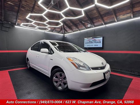 Used 2007 Toyota Prius Touring FWD image 1