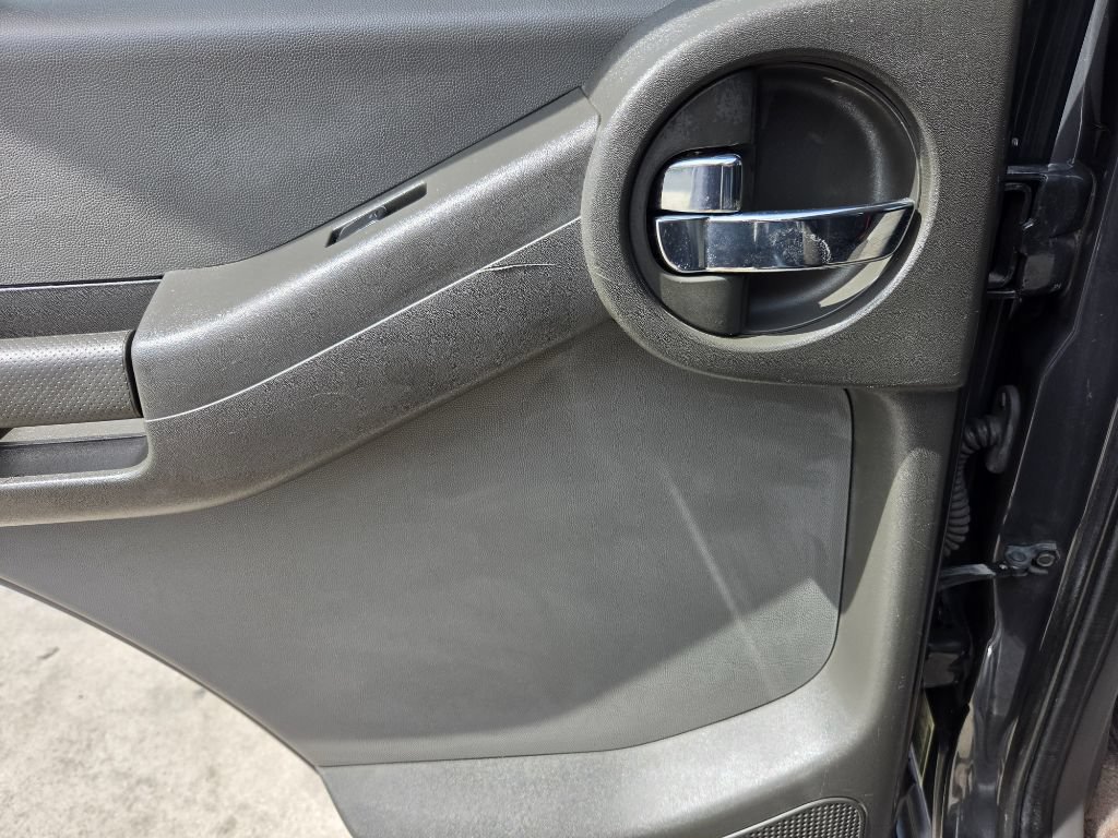 Used 2014 Nissan Xterra S RWD image 22