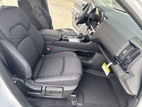 New 2026 Nissan Pathfinder SV image 10