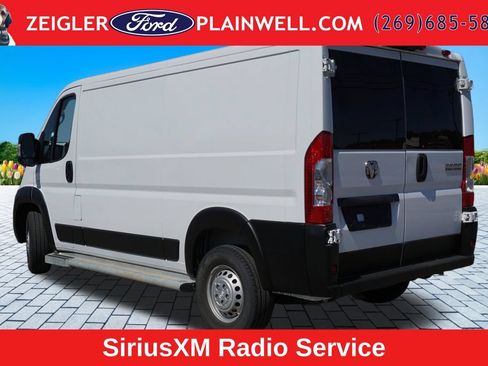 Used 2025 RAM ProMaster 2500 w/ U-Haul Equipment Group FWD image 3