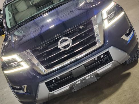 Used 2023 Nissan Armada SL w/ Captain's Chairs Package RWD image 19