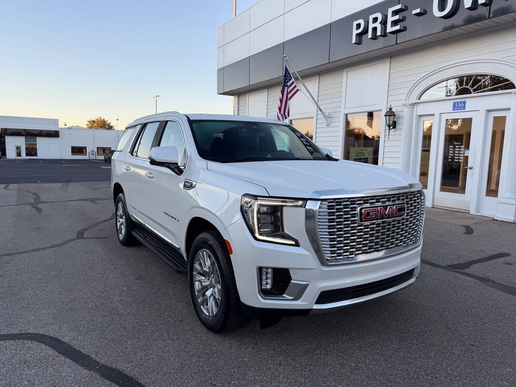 Certified 2023 GMC Yukon Denali AWD/4WD image 3