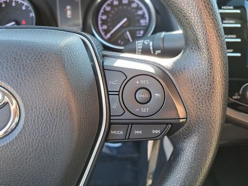 Used 2019 Toyota Camry LE w/ Phone Cable & Charge Package image 19