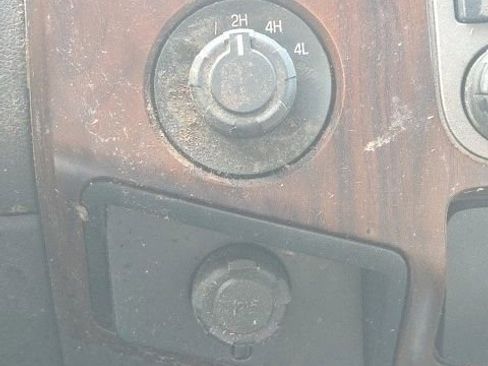 Used 2011 Ford F350 Lariat w/ Lariat Interior Pkg image 26