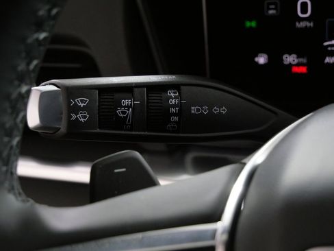 New 2026 GMC Terrain Denali w/ LPO, Black Badging Package image 22