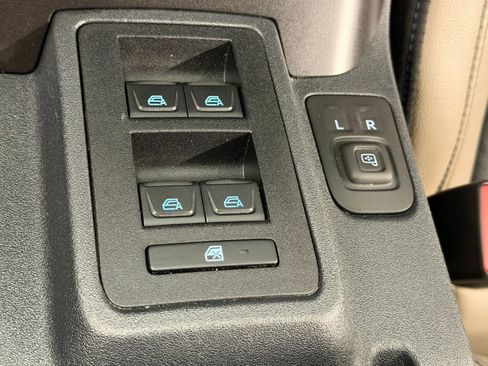 Certified 2023 Ford Bronco Wildtrak AWD/4WD image 29