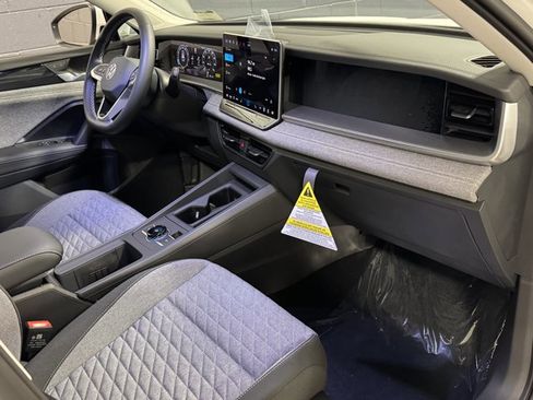 New 2026 Volkswagen Tiguan S image 7