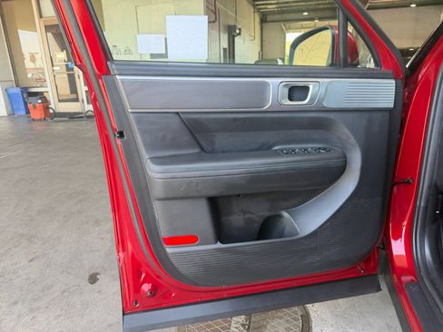 Used 2026 Hyundai Santa Fe SEL AWD/4WD image 18