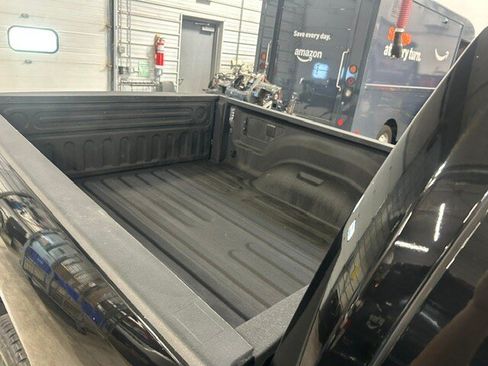 Used 2025 RAM 2500 Big Horn AWD/4WD image 18
