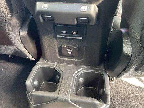 Used 2022 Jeep Gladiator Rubicon w/ Cold Weather Group image 13