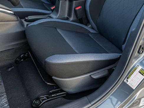 New 2025 Nissan Versa SV image 18