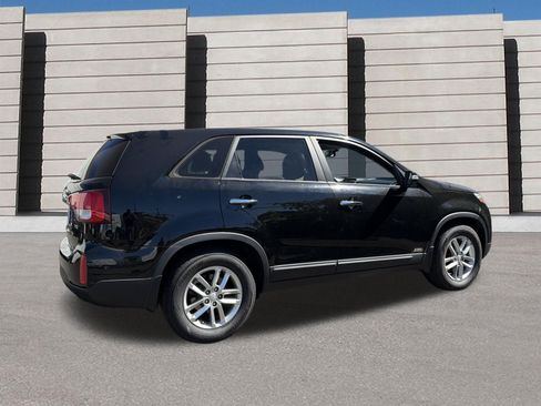Used 2014 Kia Sorento LX AWD/4WD image 5