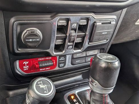 Certified 2021 Jeep Wrangler Unlimited Rubicon image 25