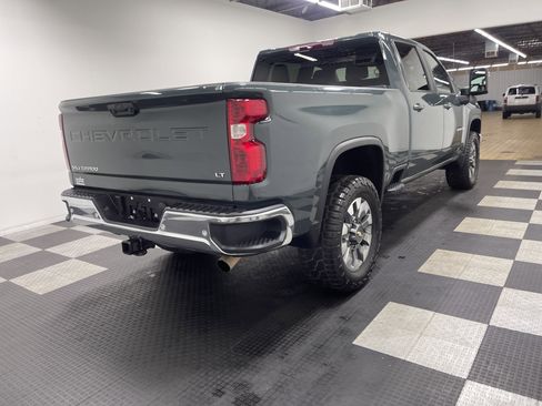 Used 2025 Chevrolet Silverado 3500 LT w/ Safety Package AWD/4WD image 5