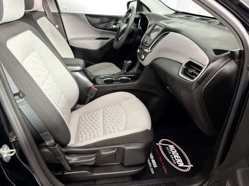 Used 2021 Chevrolet Equinox LT w/ LPO, Floor Liner Package image 31