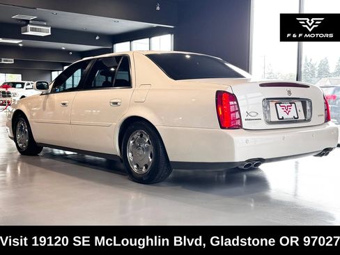 Used 2002 Cadillac De Ville DHS w/ Safety/Security Pkg FWD image 4