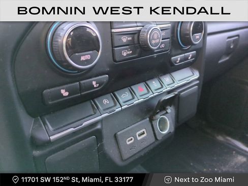 Used 2021 Chevrolet Silverado 1500 RST w/ Bed Protection Package image 26