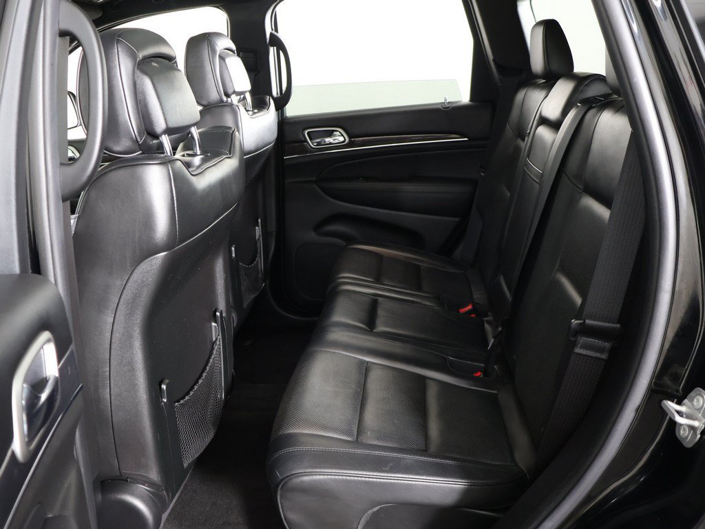 Used 2018 Jeep Grand Cherokee Overland AWD/4WD image 38