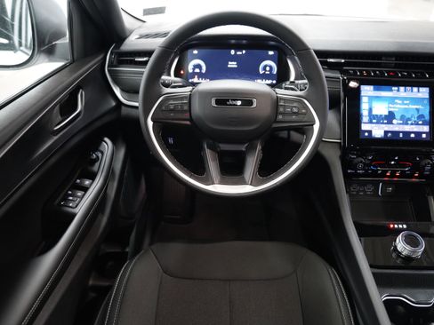 New 2026 Jeep Grand Cherokee Laredo X AWD/4WD image 12
