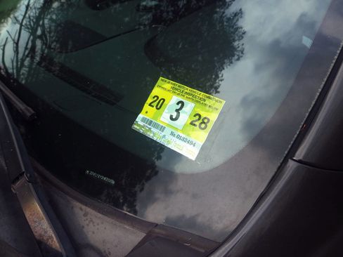 Used 2017 Chevrolet Equinox LT w/ Convenience Package image 8