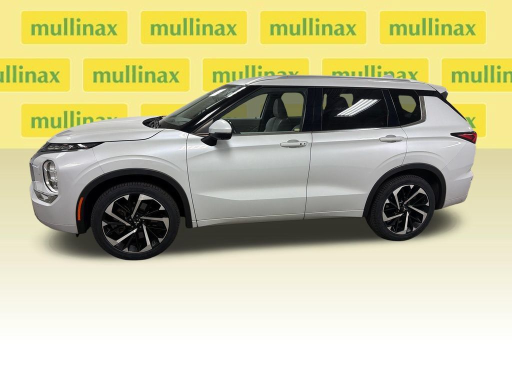 Used 2022 Mitsubishi Outlander SEL AWD/4WD image 8