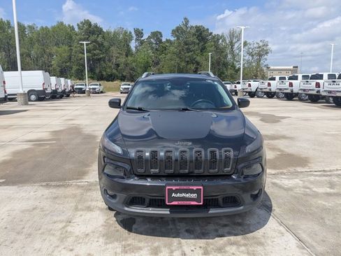 Used 2015 Jeep Cherokee Limited w/ Luxury Group image 2