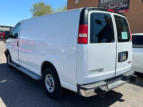 Used 2014 GMC Savana 2500 RWD image 9