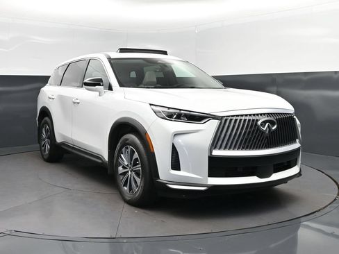 Certified 2026 INFINITI QX60 Pure w/ Cargo Package FWD image 9