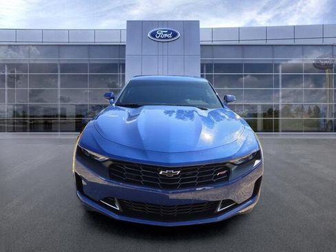 Used 2022 Chevrolet Camaro LT w/ RS Package RWD image 3