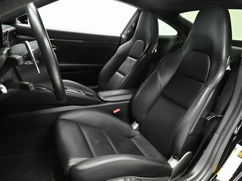 Used 2014 Porsche 911 Turbo S image 8