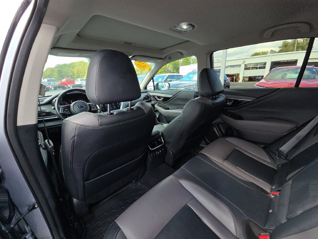 Used 2022 Subaru Outback Onyx Edition XT AWD/4WD image 25