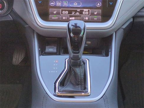 Used 2022 Subaru Outback Limited image 21