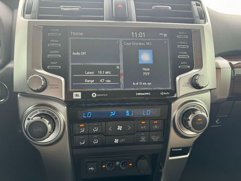 Used 2023 Toyota 4Runner Limited image 19