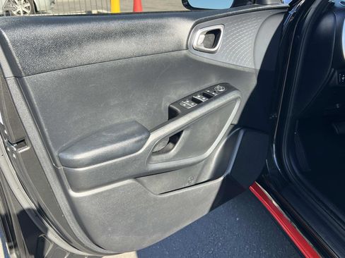 Used 2021 Kia Soul GT-Line image 6