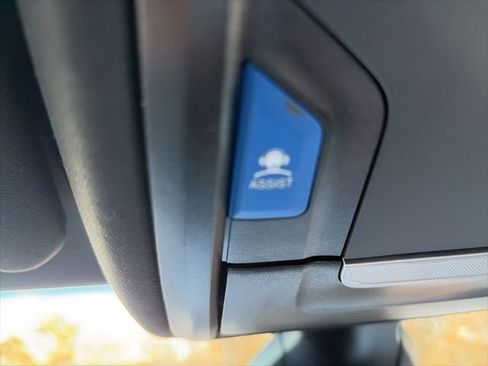 Used 2024 RAM 2500 Big Horn w/ Sport Appearance Package image 35