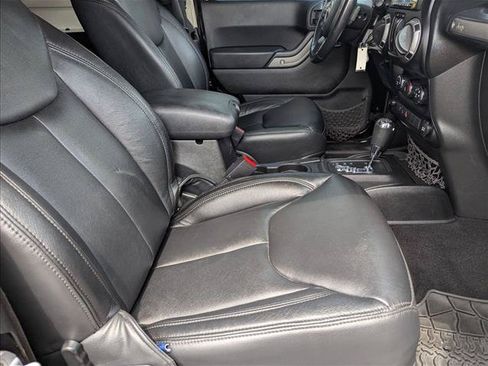Used 2013 Jeep Wrangler Sport AWD/4WD image 19