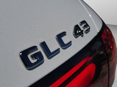 Certified 2026 Mercedes-Benz GLC 43 AMG 4MATIC image 33