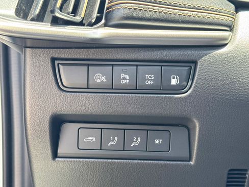 Certified 2025 MAZDA CX-70 Plug-In Hybrid w/ Premium Plus image 18